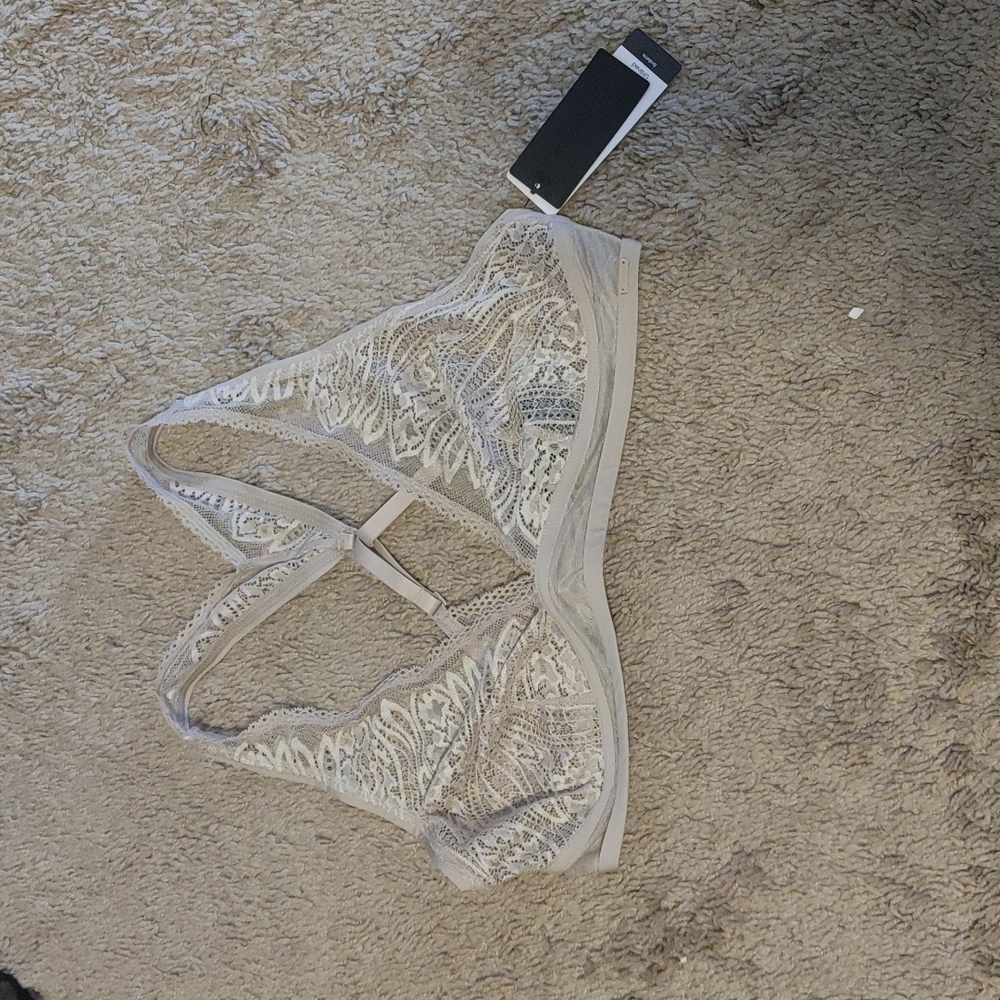 Medium Calvin Klein Bra